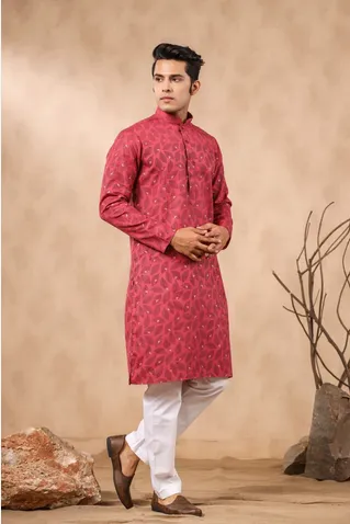 A kurta-pyjama set made to measure at Kachins Tailors